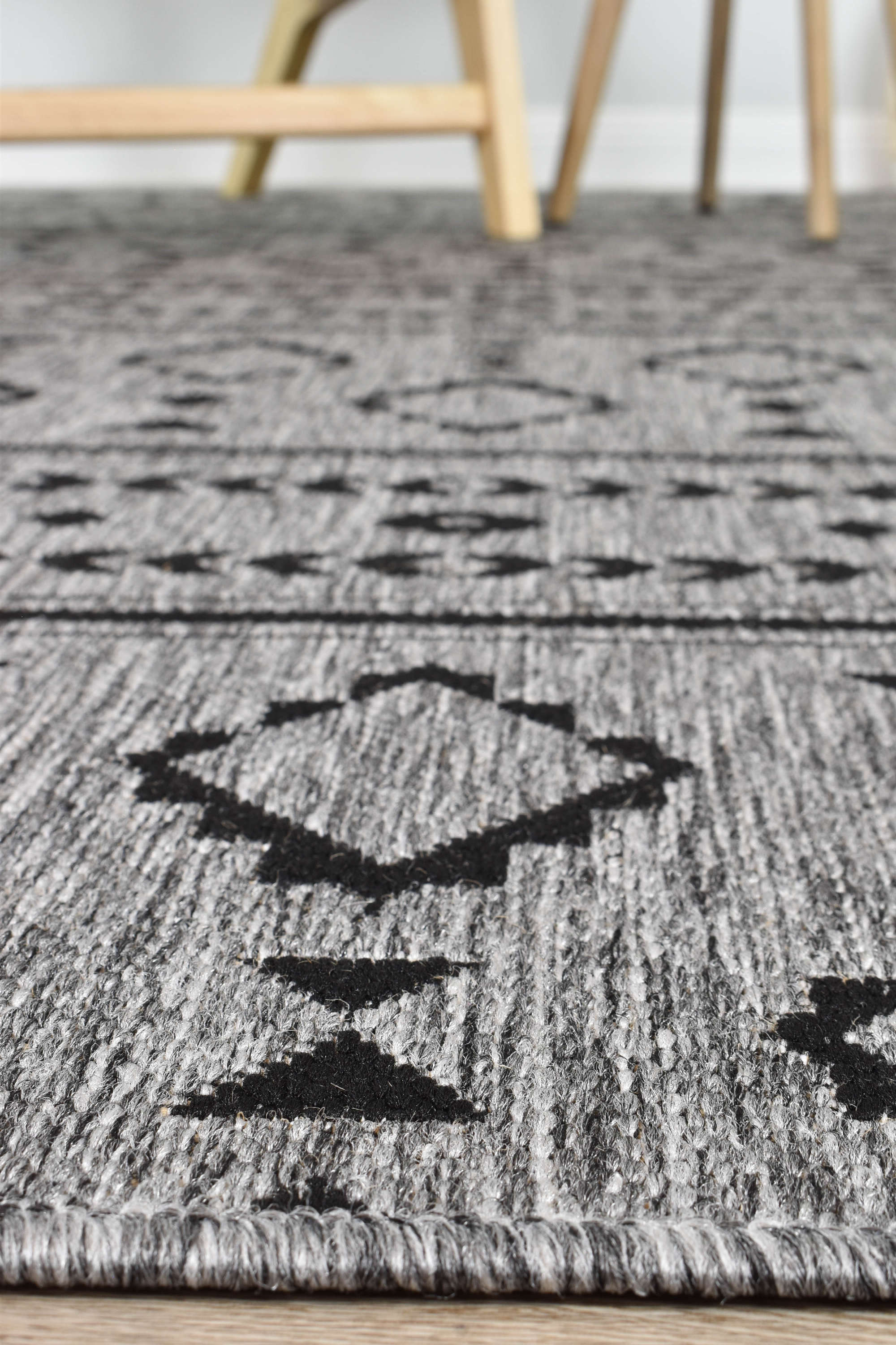 Alaska Dark Grey Rug 3333-DM9E - Image 4