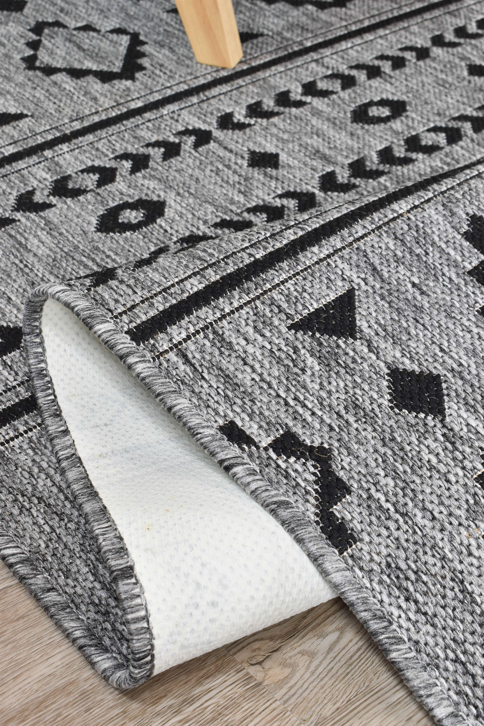 Alaska Dark Grey Rug 3333-DM9E - Image 6