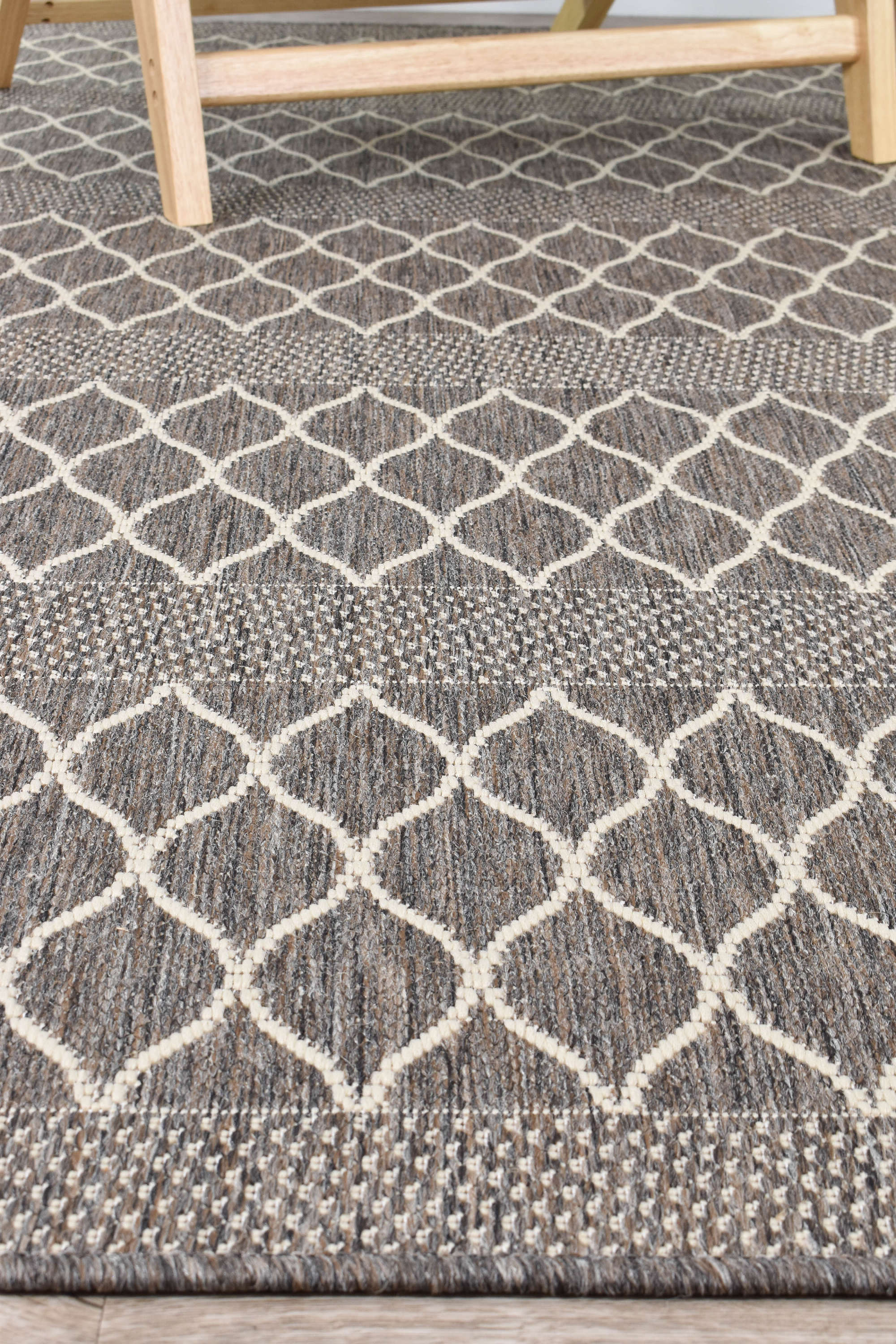 Alaska Brown Rug 6826-W71E - Image 3