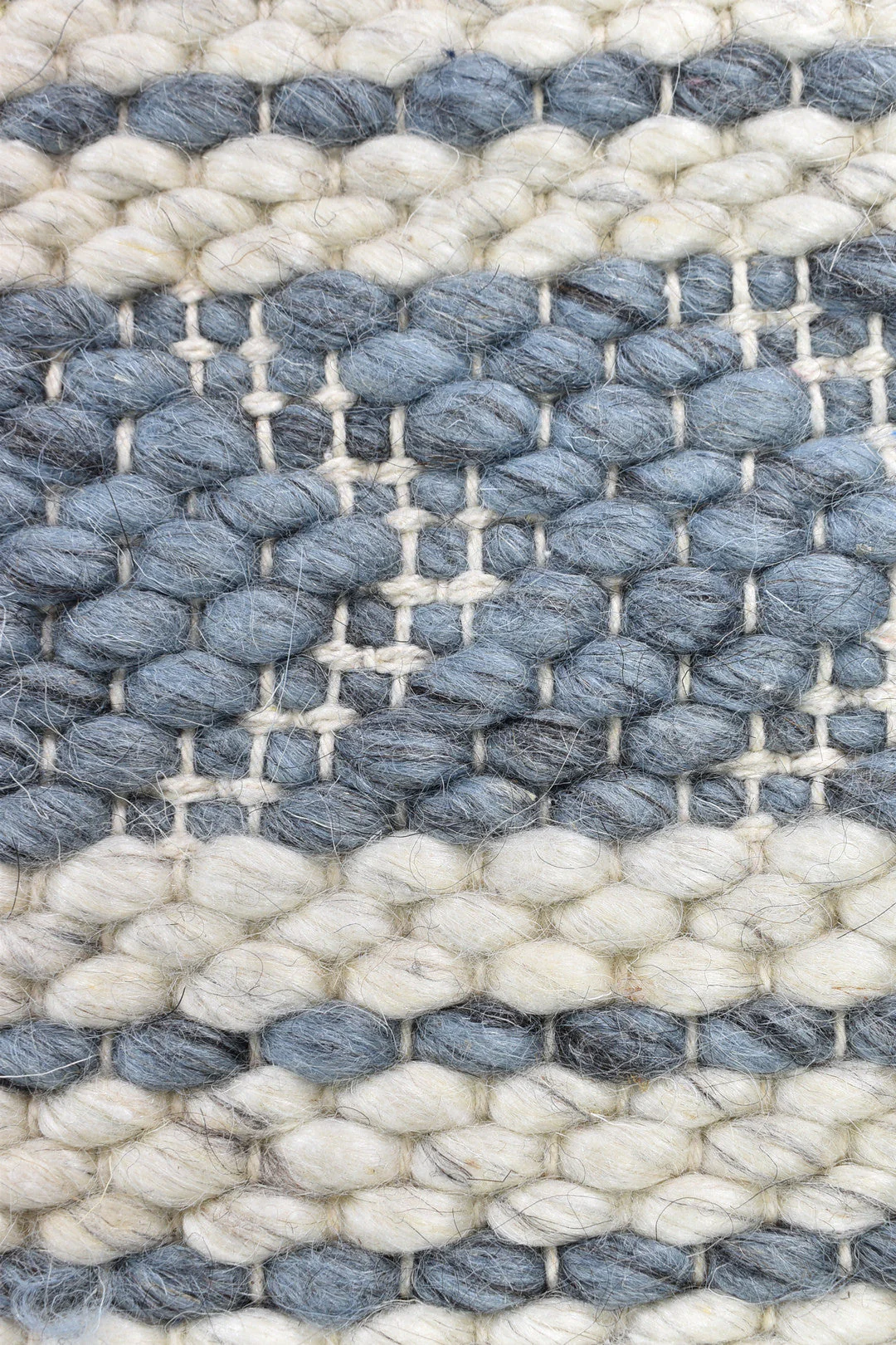 Alicia Wool Grey Rug - Image 4