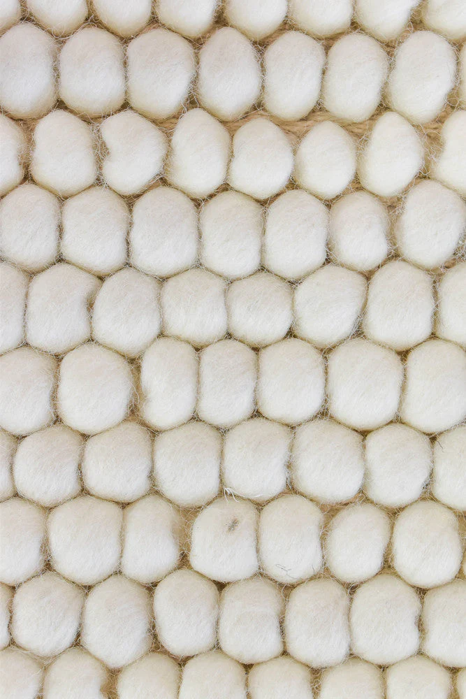 Allure Ivory Tusk Wool Rug - Image 4