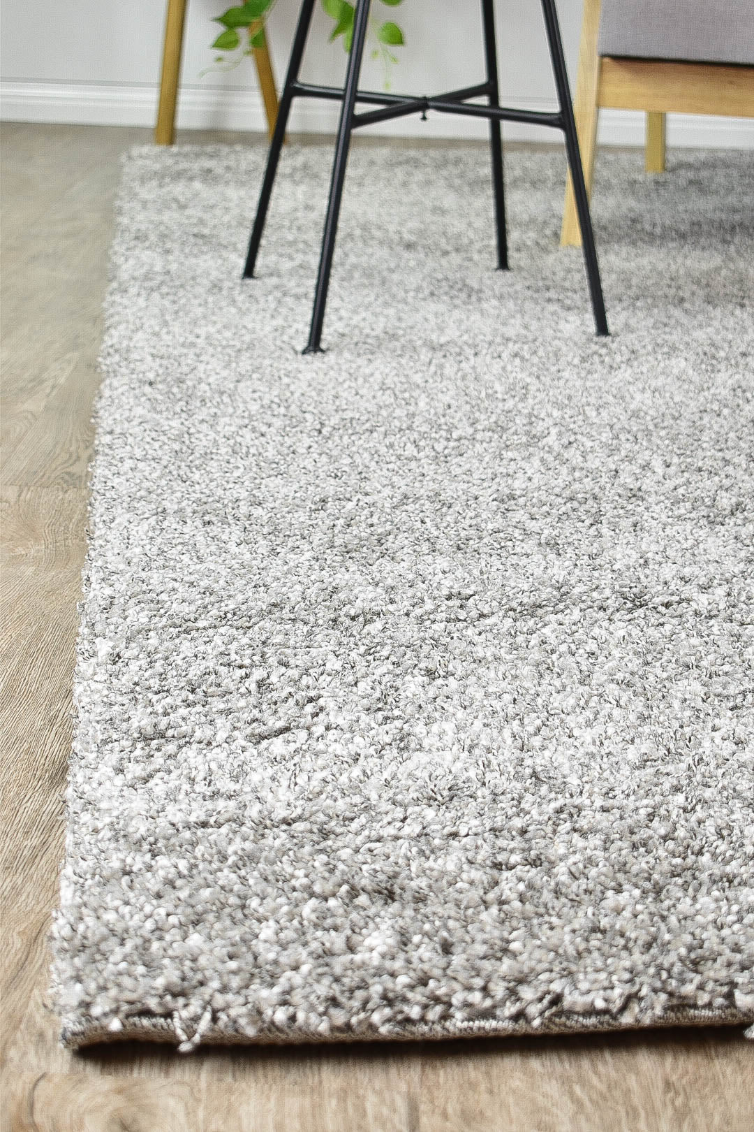 Leona Light Grey Rug - Image 5