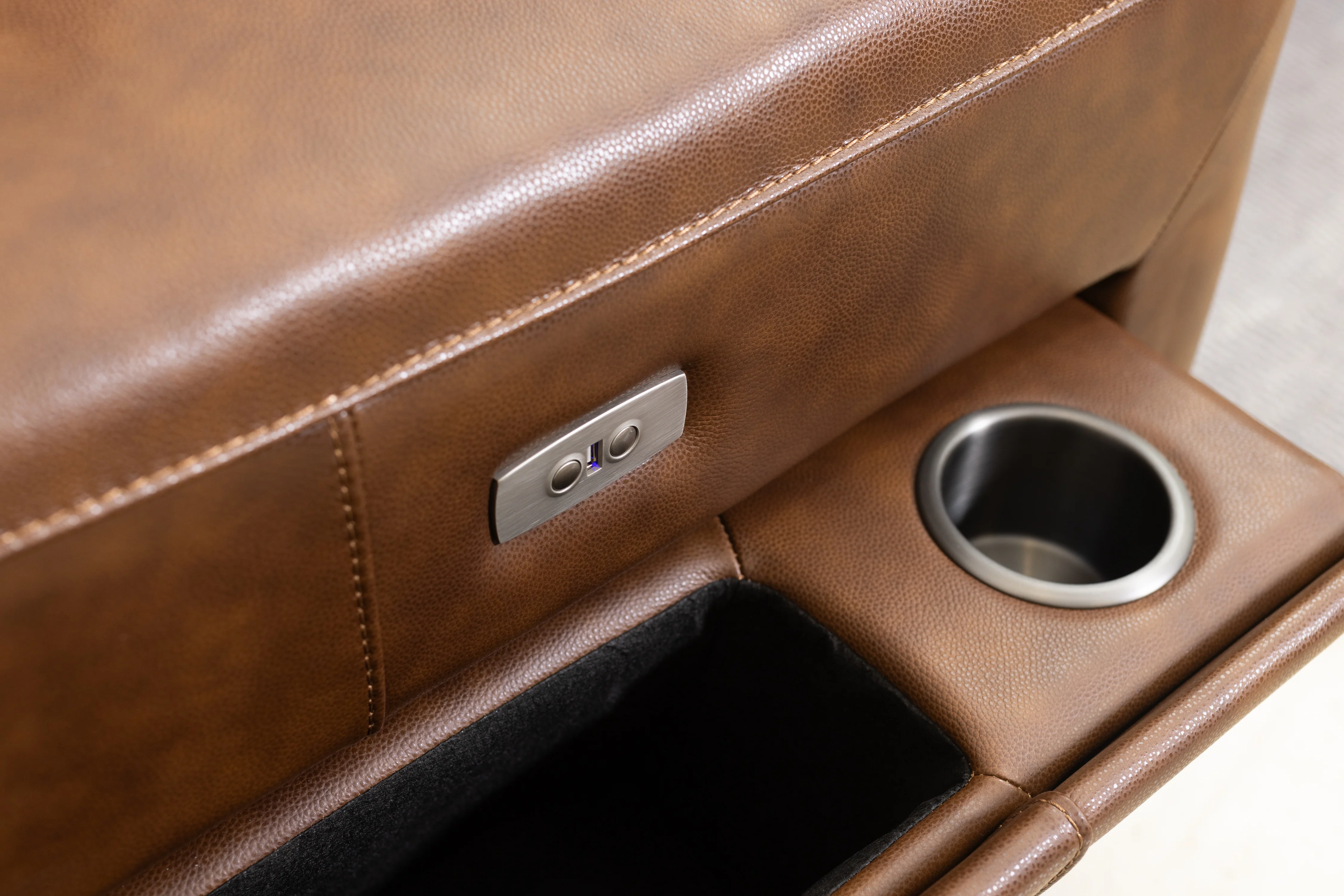 Blake Leather Electric Lounge - Image 4