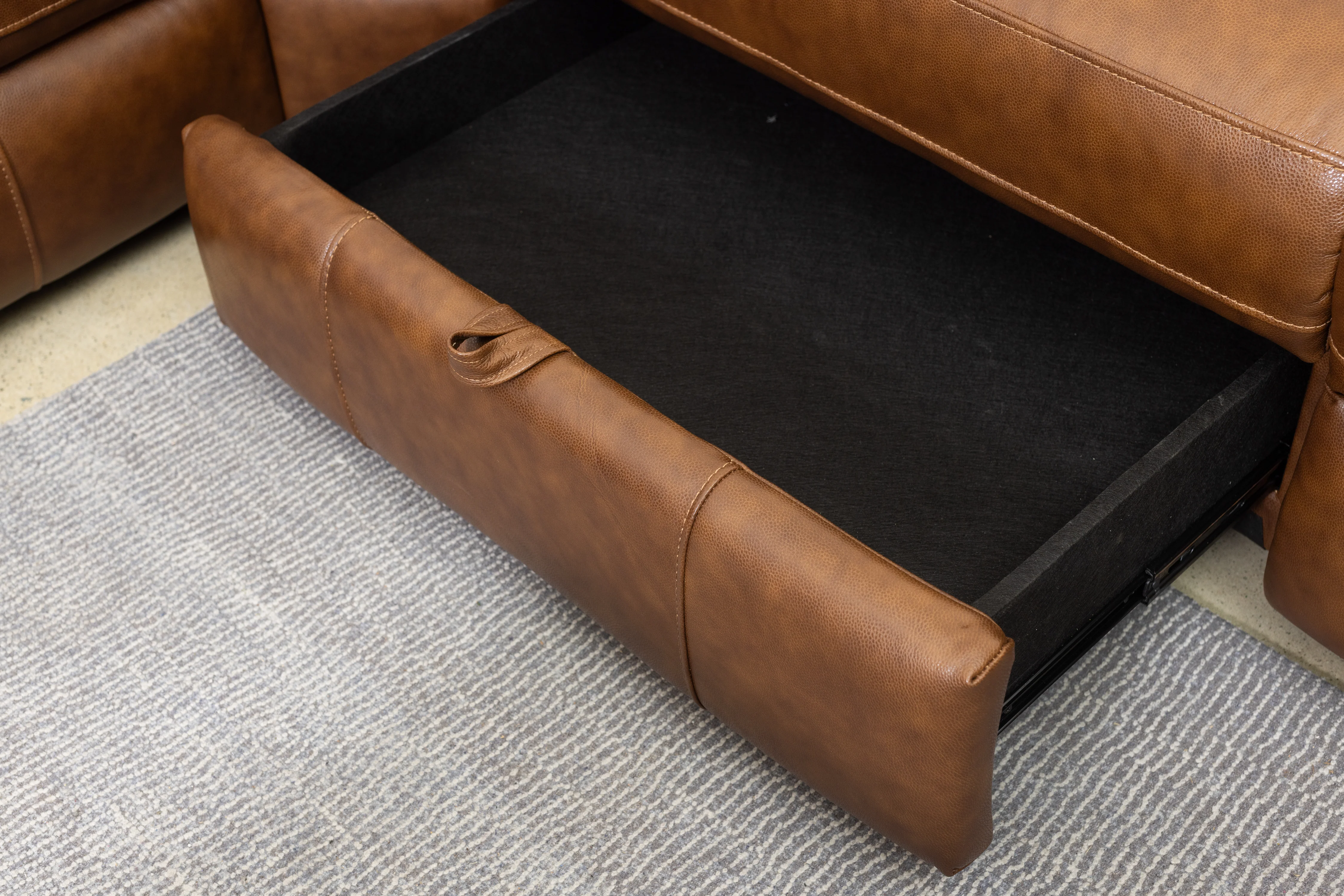 Blake Leather Electric Lounge - Image 5