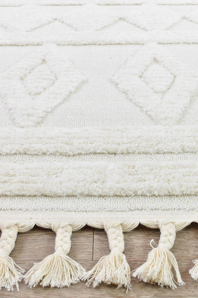August A1211A Cream - Image 3