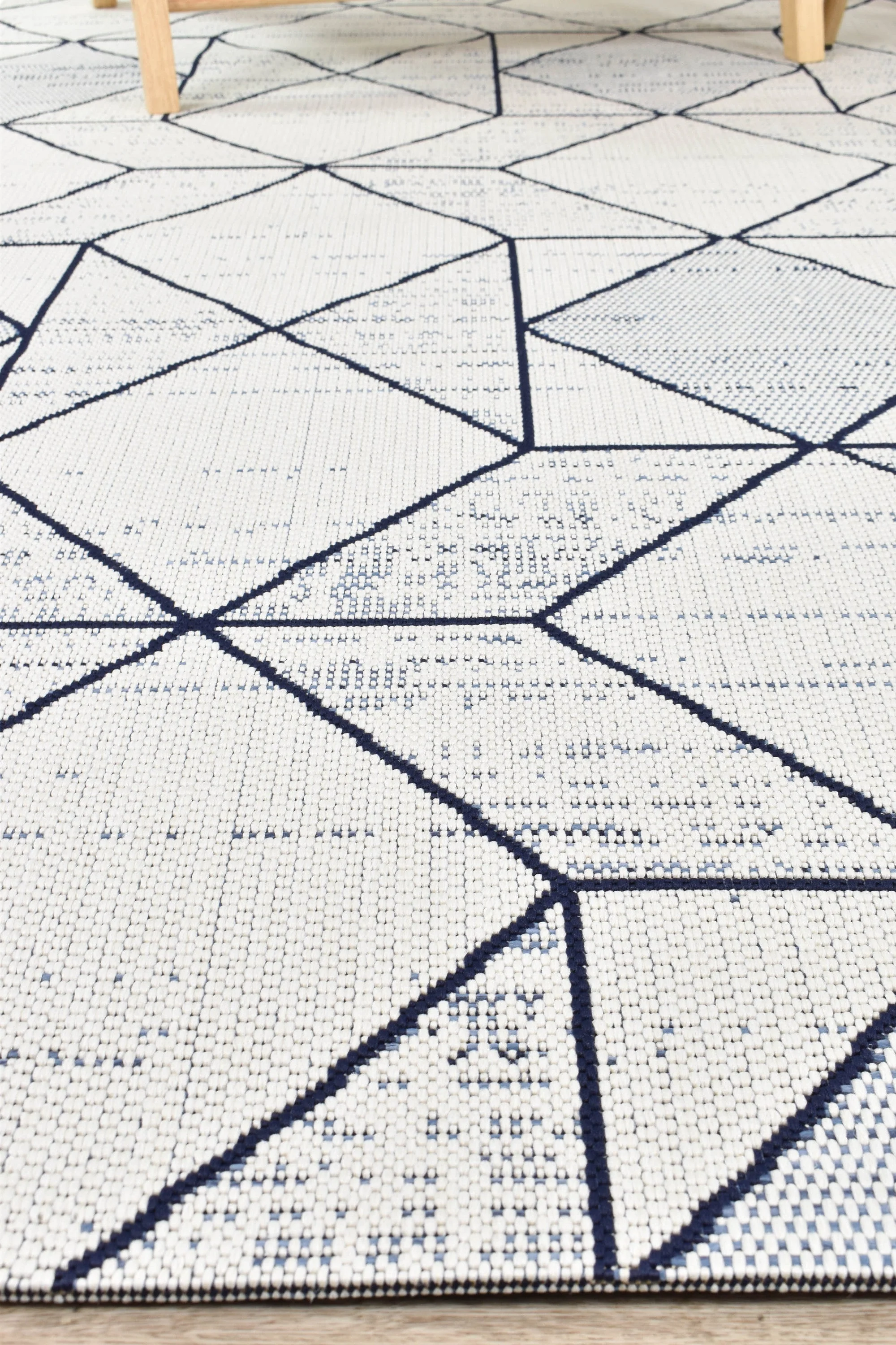 Iris White Blue Rug 47277-396 - Image 4