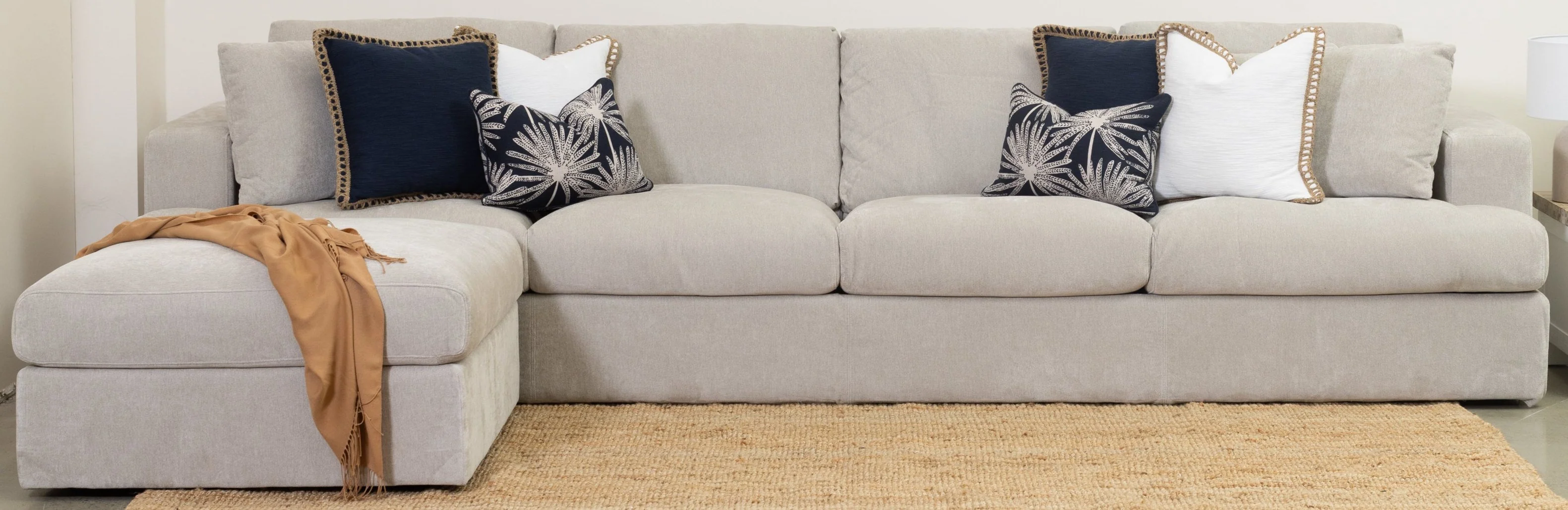 Pasadena Fabric Lounge Suite - Image 12