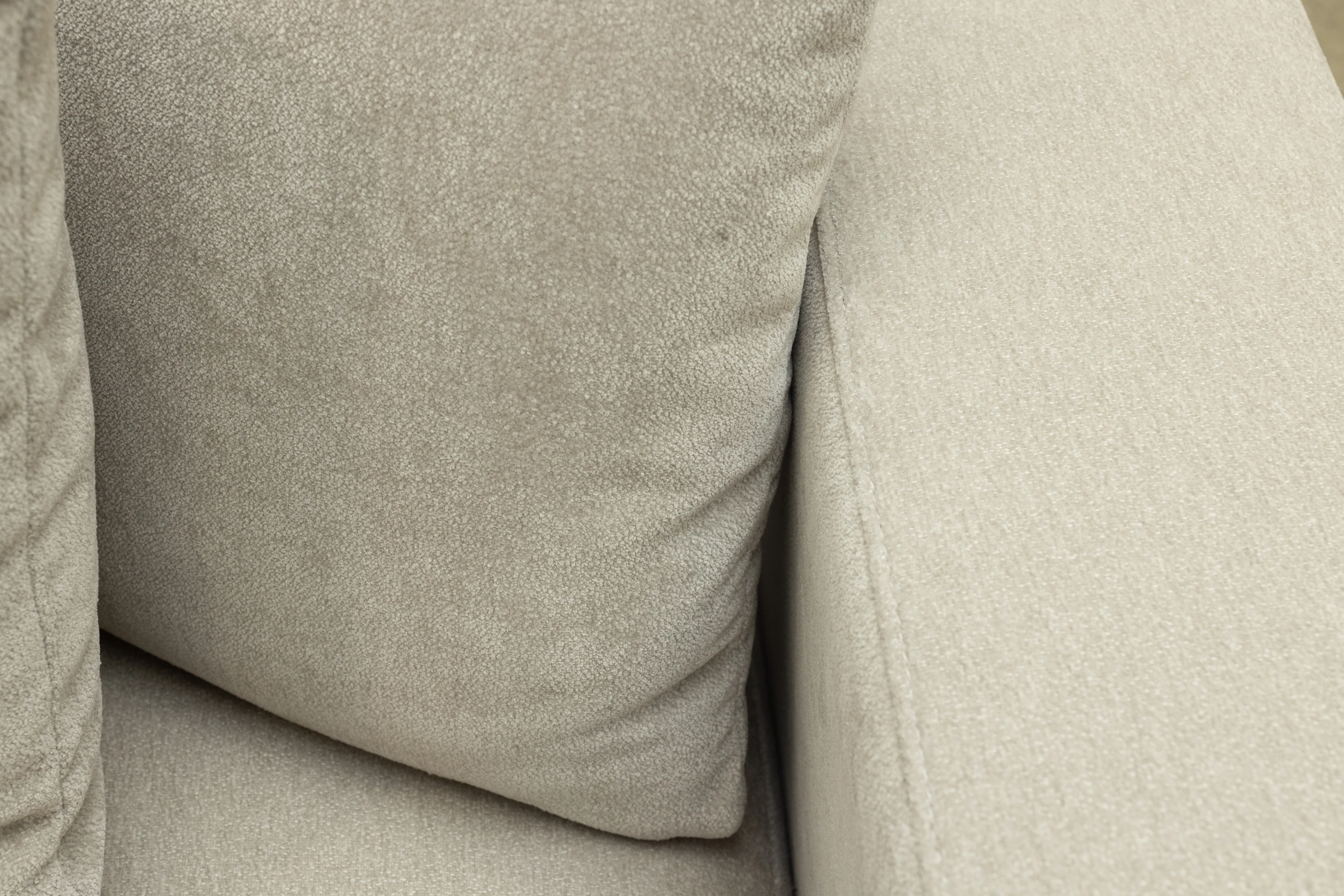 Pasadena Fabric Lounge Suite - Image 4