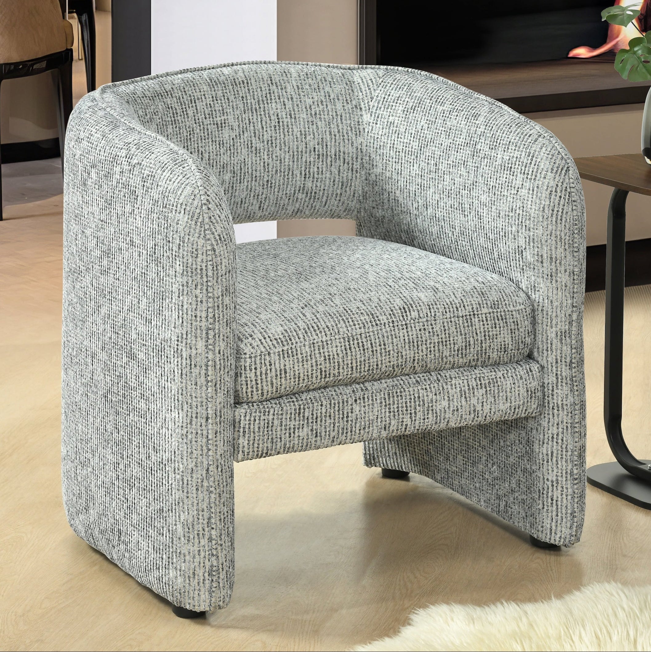 Roshy Fabric Accent Chair - Image 2
