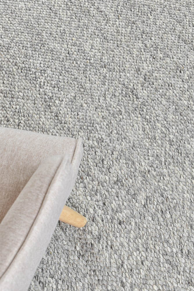 Arcadia Silver Wool Rug - Image 5