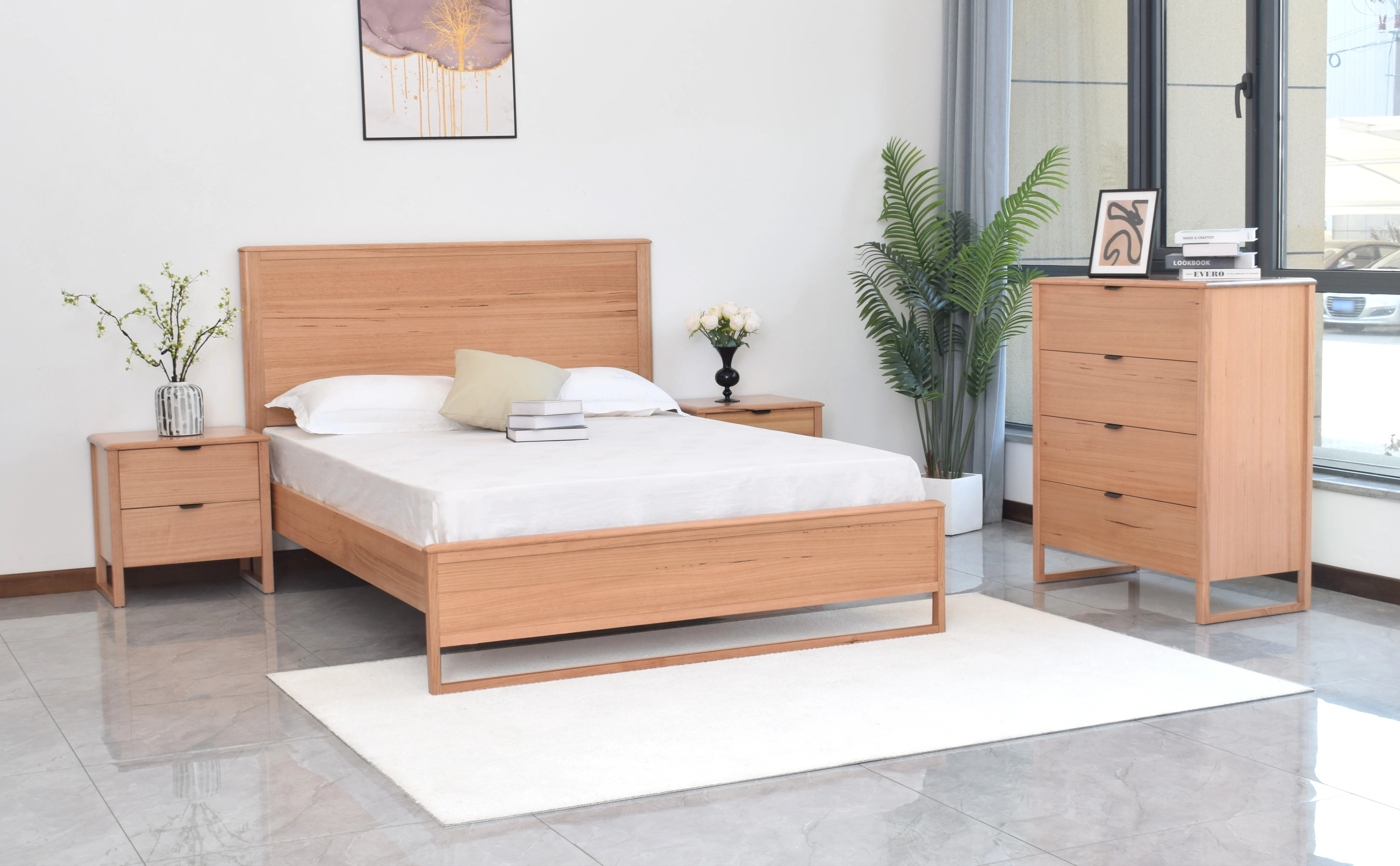 Sorrento Bed - Image 3